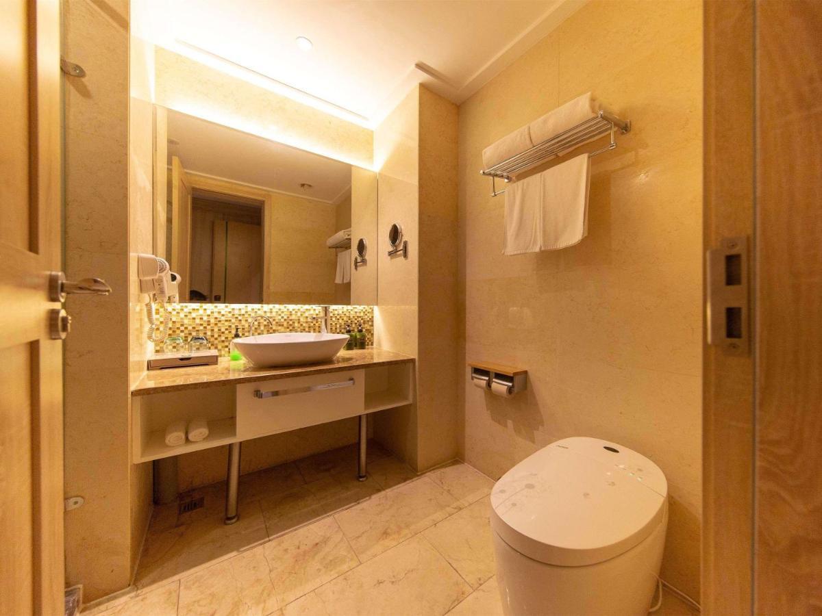 Ibis Styles Nantong Development Zone Shimao Plaza Hotell Eksteriør bilde